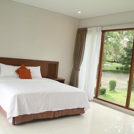 Country Woods Jakarta Aparthotel Cilandak  Kültér fotó