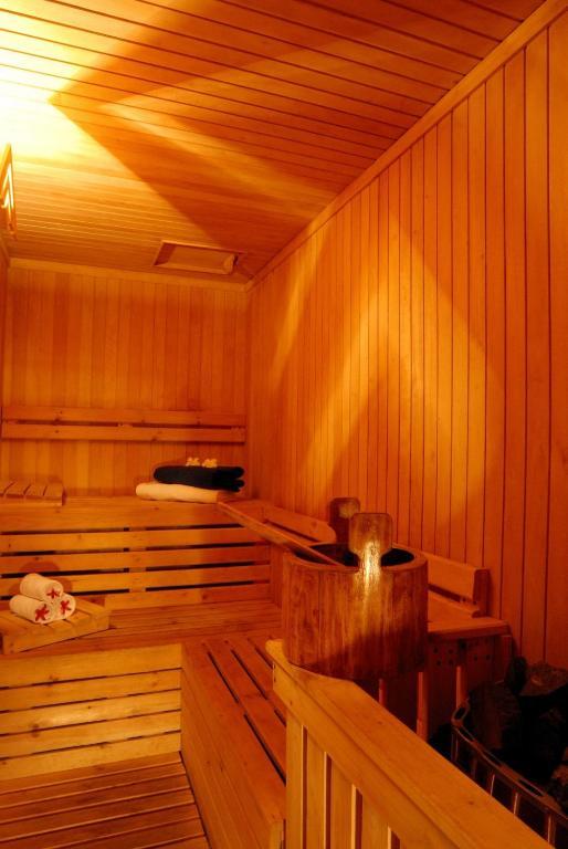Country Woods Jakarta Aparthotel Cilandak  Kültér fotó
